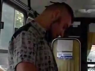 Adulte film en autobus