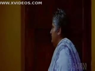 Indian actress divya dutta all swell scenes in hisss