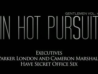 Executives parker london és cameron marshall van iroda szex film