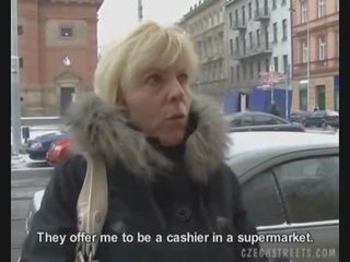 Cseh bevállalós anyuka ad egy fej mert egy kéjsóvár pénisz