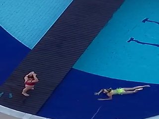 3 ženy na the bazén non-nude - časť ii, x menovitý klip 4b